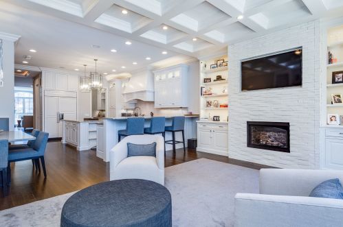 1512 Wieland St, Chicago IL 60610-1233 exterior