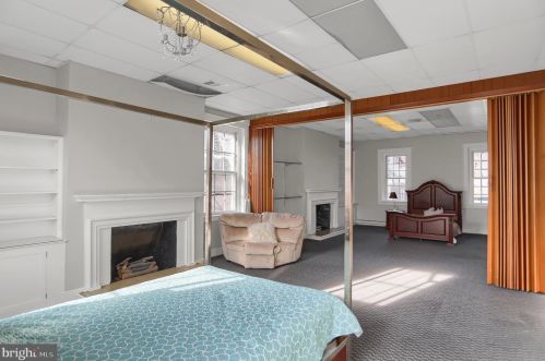 301 Penn St, Huntingdon PA 16652-1609 exterior