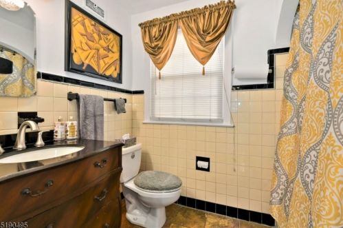 710 Irving Pl, Plainfield NJ 07060-2216 exterior