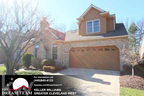 14722 Windsor Castle Ln, Cleveland, OH 44149-8783