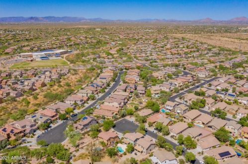 20910 37th Pl, Phoenix AZ  85050-4863 exterior