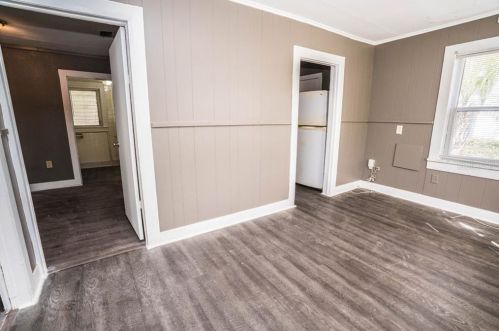 8112 Alaska St, Tampa FL  33604-3244 exterior