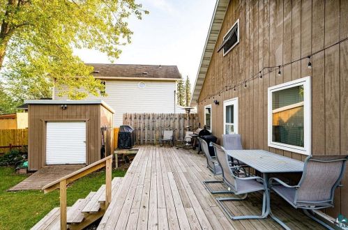 517 71st Ave, Duluth, MN 55807-1844