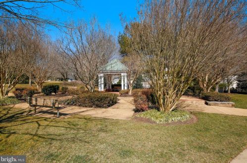 8402 Bells Ridge Ter, Rockville MD 20854-2799 exterior