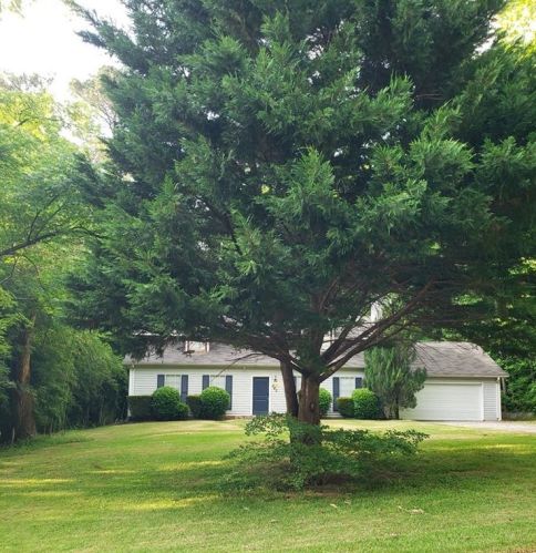 883 Timbervale Ln, Lithonia GA 30058-6013 exterior