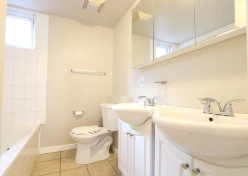 1615 Morgan St, Chicago IL 60827-6225 exterior