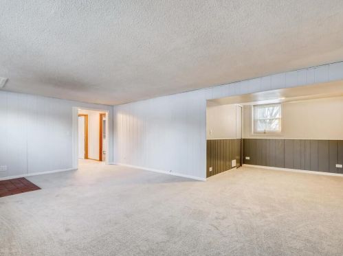 2953 Howard St, Saint Paul MN 55109-1429 exterior