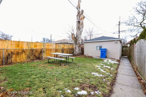 8453 Aberdeen St, Chicago IL 60643-2235 exterior