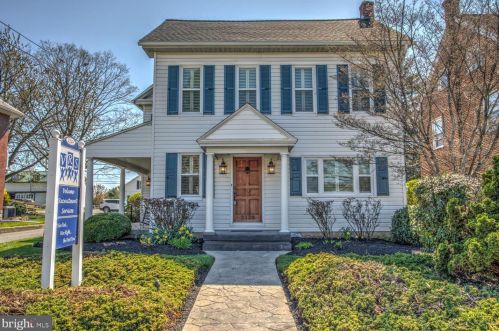 2124 Marietta Ave, Lancaster, PA 17603-2208