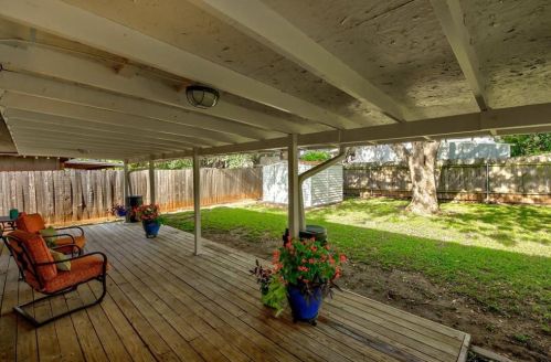 11608 Bittern Holw, Austin TX 78758-3501 exterior