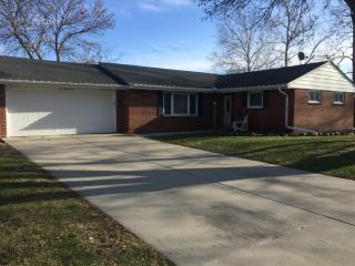 535 6th St, Waukee, IA 50263-5012
