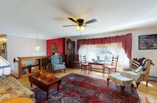 20 Woodward St, Killingly CT 06239-1642 exterior