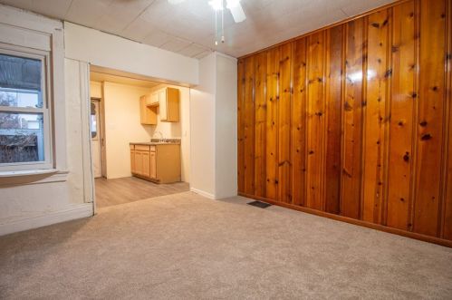 2123 Lloyd Ave, Pittsburgh PA 15218-1734 exterior