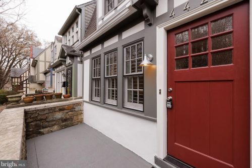 4422 Reservoir Rd, Washington, DC 20007-2041