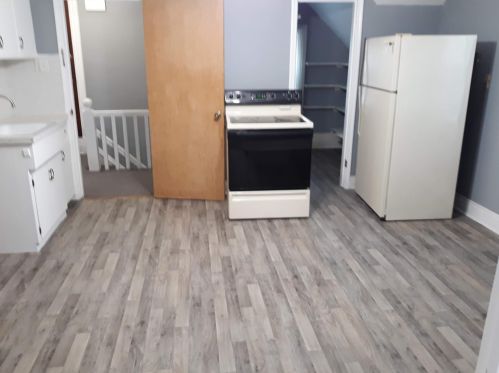 891 Case Ave, Saint Paul MN 55106-3806 exterior