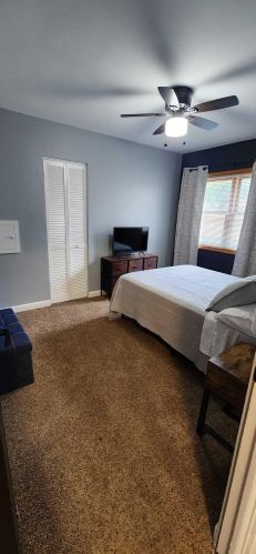 3625 Whitnall Ave, Milwaukee WI 53207-4461 exterior