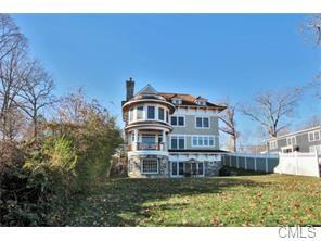 391 Riverside Ave, Westport CT  06880-4811 exterior