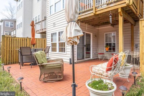 3512 Dental Ct, Edgewater MD 21037-2684 exterior