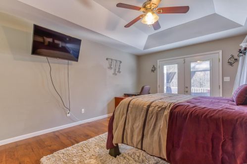 2880 Woodbridge Est Dr, Saint Louis MO 63129-5723 exterior