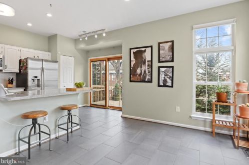 3809 Elbert Ave, Alexandria VA 22305-2042 exterior