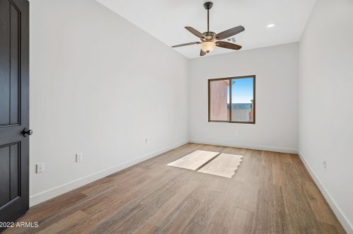 36648 27th Ave, Phoenix AZ 85086-8747 exterior