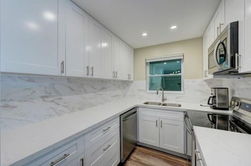 1201 13th St, Boca Raton FL  33486-2106 exterior