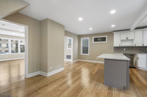 19 Becker Ter, Irvington NJ 07111-1311 exterior