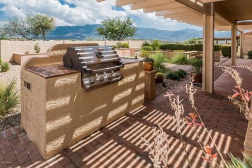 38131 Granite Crst Dr, Tucson AZ  85739-1748 exterior