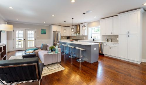 4934 Claremont Ave, Chicago IL  60625-1912 exterior