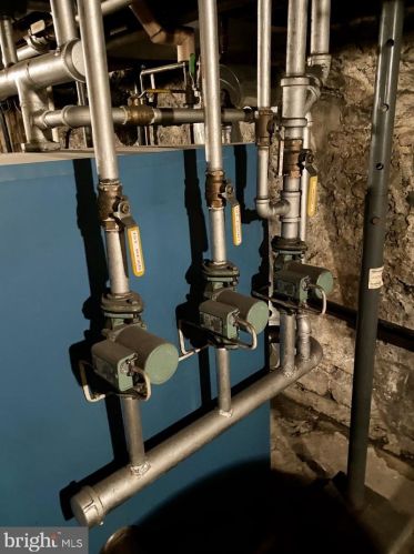 164 Bacon St, Primrose PA 17901-3904 exterior