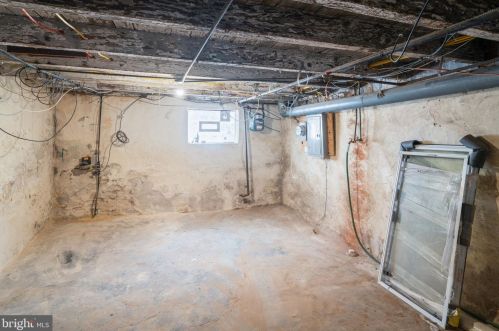 3258 Livingston St, Philadelphia PA 19134-5207 exterior