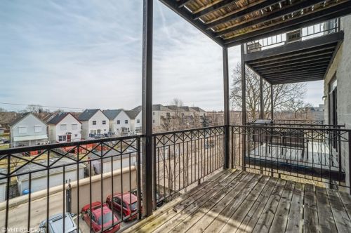 6531 Kimbark Ave, Chicago IL  60637-4416 exterior