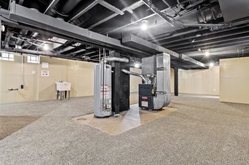 2808 46th St, Milwaukee WI  53219-3416 exterior