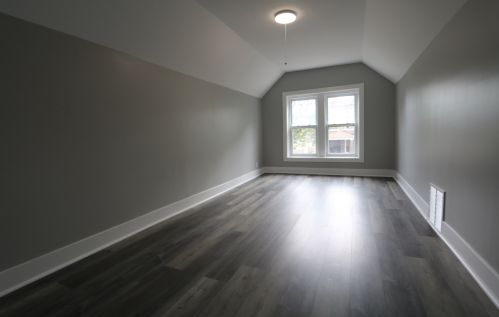 7436 Maryland Ave, Chicago IL  60619-1922 exterior