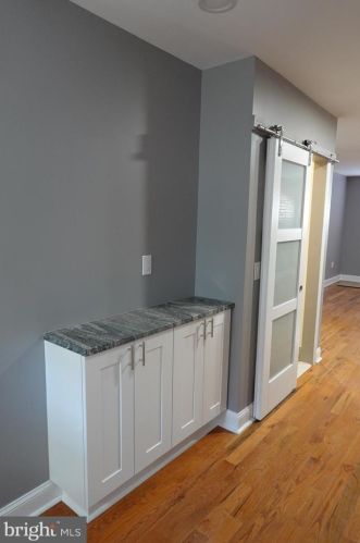 1525 Hicks St, Philadelphia PA  19146-4820 exterior