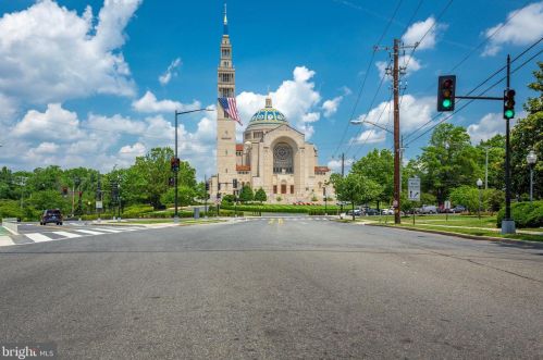 613 Hamlin St, Washington DC  20017-1329 exterior
