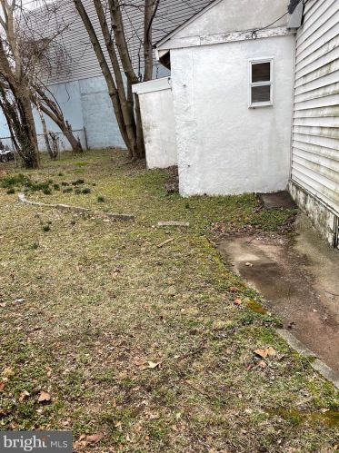 224 27 St, Camden NJ 08105-3927 exterior