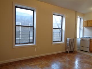 1437 Rowland St, Bronx NY  10461-3505 exterior