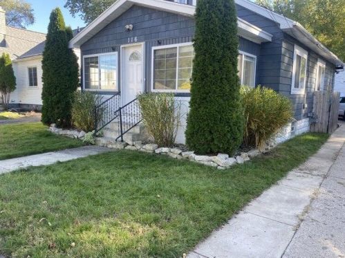 116 32nd St, Grand Rapids, MI 49548-2219