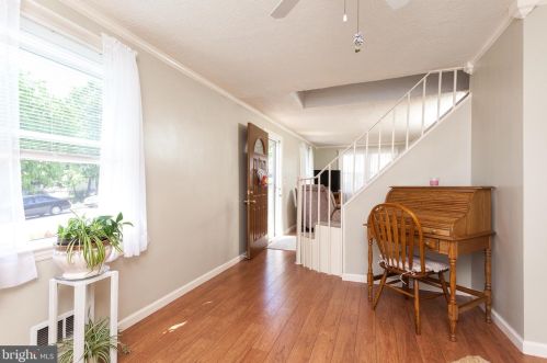 406 Milton Ave, Glen Burnie MD 21061-2220 exterior