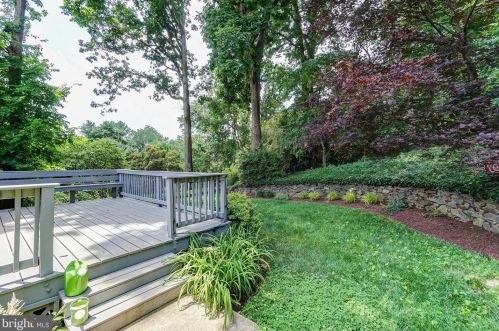 6806 Belford Dr, Silver Spring MD 20912-4841 exterior