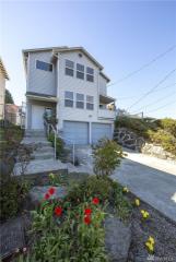 3415 21st Ave, Seattle WA  98144-6709 exterior