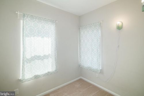 807 18 St, Philadelphia PA 19130-1502 exterior