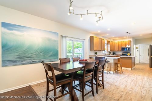 660 Berkeley Ave, Berkeley Township NJ 08721-3703 exterior