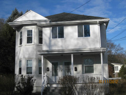 123 Elliot St, Newton, MA 02461-1629