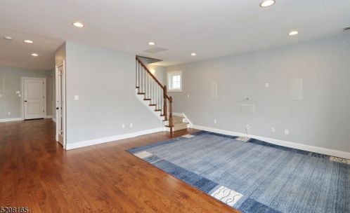 78 Benjamin St, Cranford NJ  07016-2622 exterior