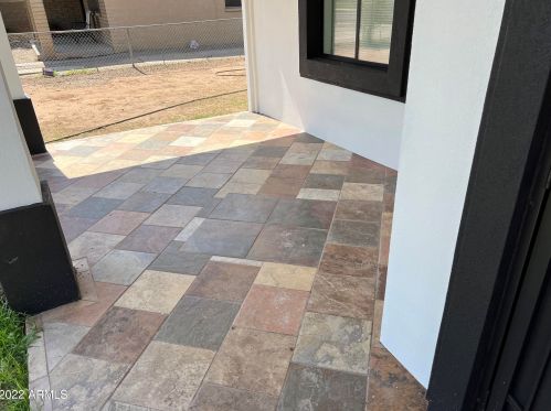 108 27 Dr, Phoenix AZ 85045-4201 exterior