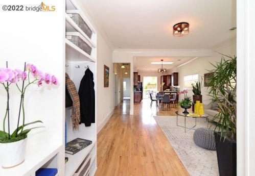 2424 8 St, Berkeley CA 94710-2501 exterior