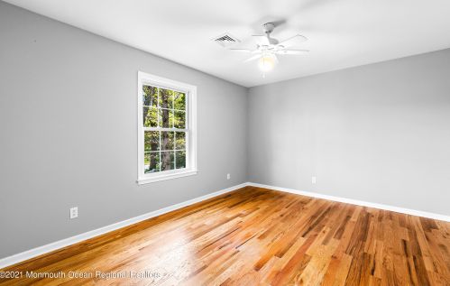 2278 Burroughs Ave, Northfield NJ 08225-1063 exterior