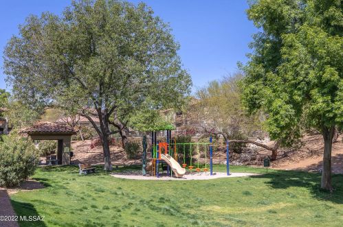 5751 Kolb Rd, Tucson AZ 39204-0871 exterior